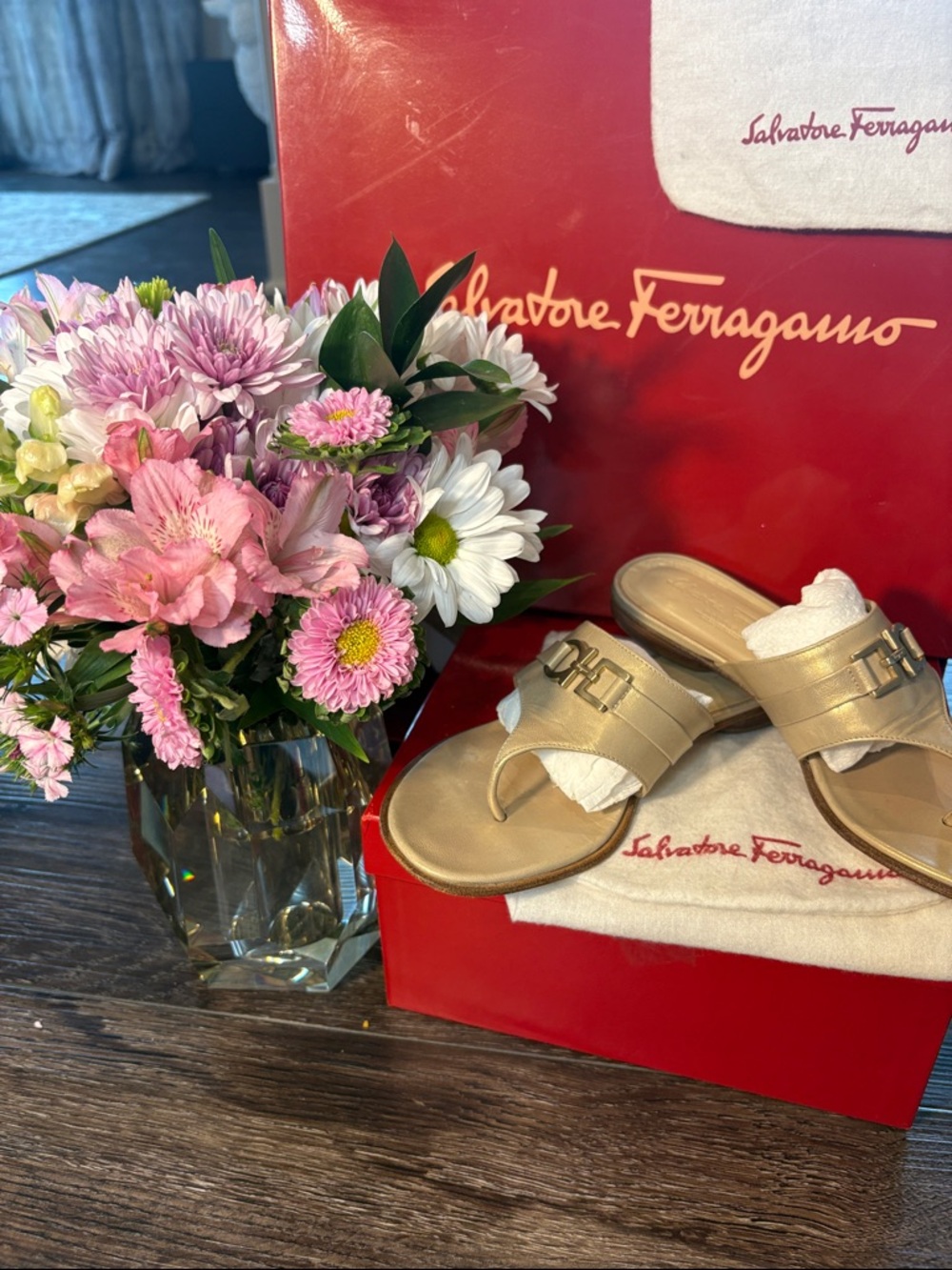 Salvatore Ferragamo Gold Metallic Leather Slide Sandals #DP57855. N 19